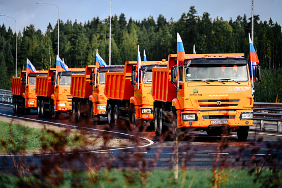 Запущено движение по транспортной развязке на 593-м километре трассы М-11 «Нева»